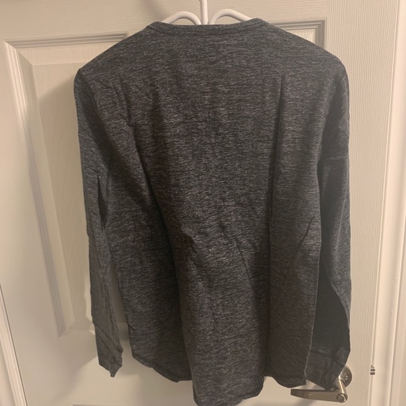Hollister Grey Henley - Picture 2 of 3